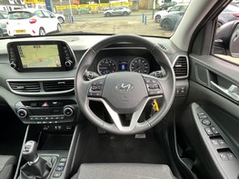 Hyundai TUCSON GDI SE NAV 19