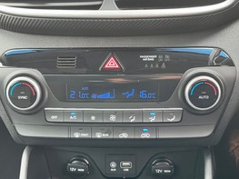 Hyundai TUCSON GDI SE NAV 49