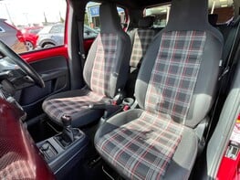 Volkswagen Up GTI 45