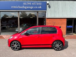 Volkswagen Up GTI 11