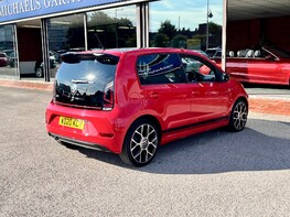 Volkswagen Up GTI 8