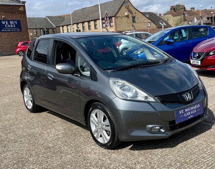 Honda Jazz I-VTEC EX 4