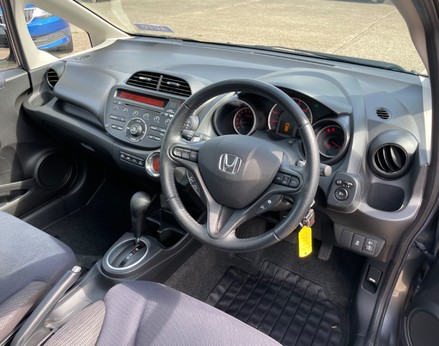 Honda Jazz I-VTEC EX 17