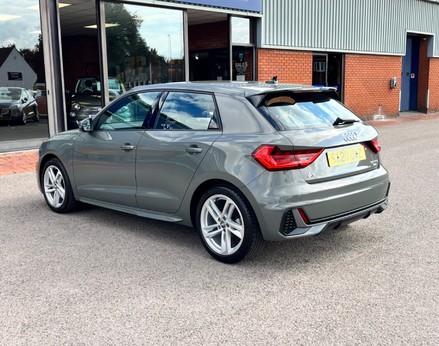 Audi A1 SPORTBACK TFSI S LINE 9