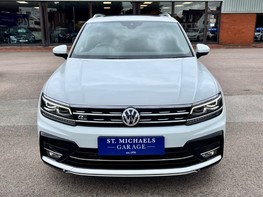 Volkswagen Tiguan R-LINE TECH TDI DSG 5