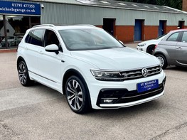 Volkswagen Tiguan R-LINE TECH TDI DSG 4