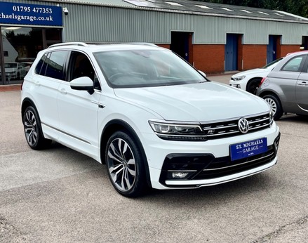 Volkswagen Tiguan R-LINE TECH TDI DSG 4