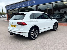 Volkswagen Tiguan R-LINE TECH TDI DSG 7