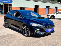 Ford Focus ST-LINE X 3