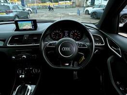 Audi Q3 TFSI BLACK EDITION 19