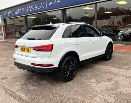 Audi Q3 TFSI BLACK EDITION 8