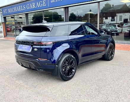 Land Rover Range Rover Evoque R-DYNAMIC HSE PHEV 8