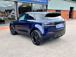 Land Rover Range Rover Evoque R-DYNAMIC HSE PHEV 9