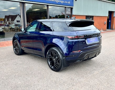 Land Rover Range Rover Evoque R-DYNAMIC HSE PHEV 9