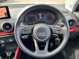 Audi Q2 TFSI SPORT 20