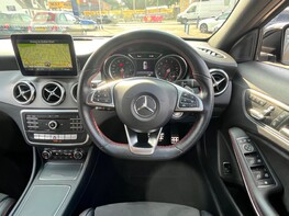 Mercedes-Benz GLA Class GLA 200 AMG LINE EDITION PLUS 19