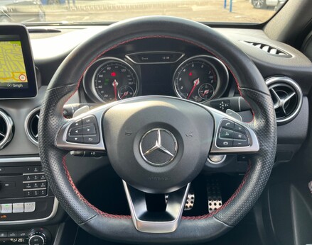 Mercedes-Benz GLA Class GLA 200 AMG LINE EDITION PLUS 20