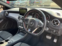 Mercedes-Benz GLA Class GLA 200 AMG LINE EDITION PLUS 18