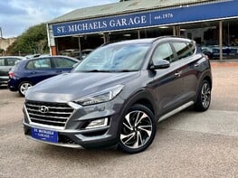 Hyundai TUCSON T-GDI PREMIUM SE 1