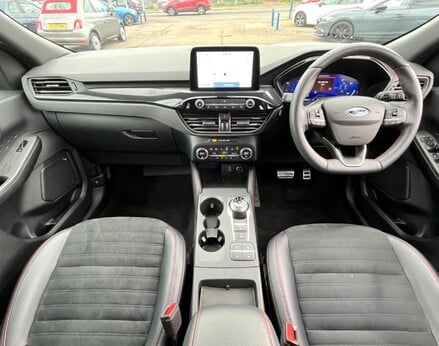 Ford Kuga ST-LINE X FIRST EDITION 2