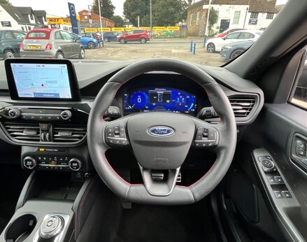 Ford Kuga ST-LINE X FIRST EDITION 18