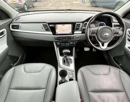 Kia Niro FIRST EDITION 2