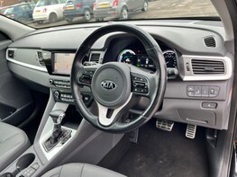 Kia Niro FIRST EDITION 18