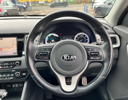 Kia Niro FIRST EDITION 20