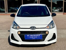 Hyundai i10 GO SE 5