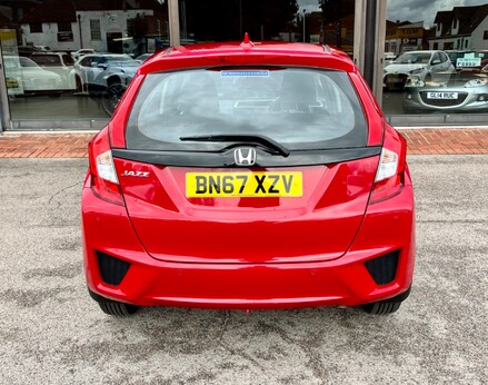 Honda Jazz I-VTEC SE 5