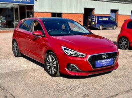 Hyundai i30 CRDI PREMIUM SE 4