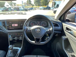 Volkswagen T-Roc SE TDI 18