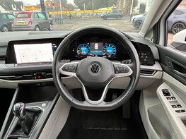 Volkswagen Golf STYLE TSI 19