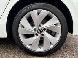 Volkswagen Golf STYLE TSI 15