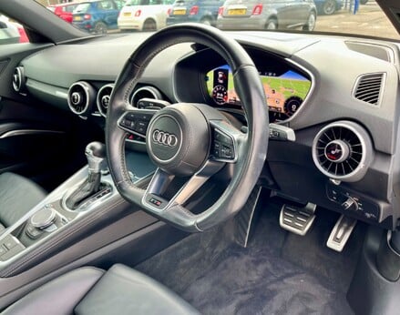 Audi TT TTS TFSI QUATTRO 18