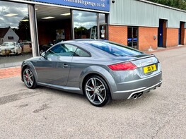 Audi TT TTS TFSI QUATTRO 9