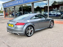 Audi TT TTS TFSI QUATTRO 8