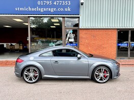 Audi TT TTS TFSI QUATTRO 10