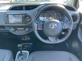 Toyota Yaris VVT-I DESIGN M-DRIVE S 18