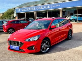 Ford Focus ST-LINE EDITION MHEV 1