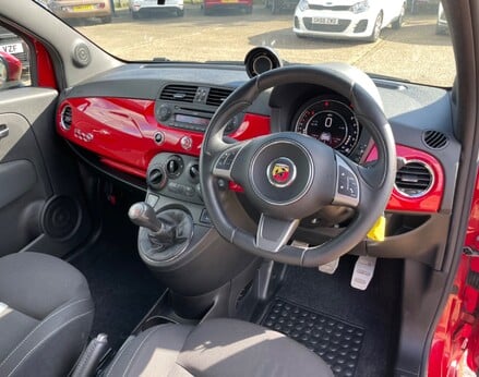 Abarth 500 595C 17