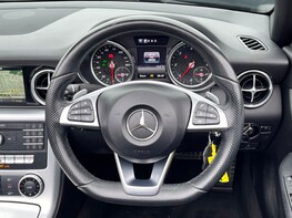 Mercedes-Benz SLC SLC 250 D AMG LINE 24