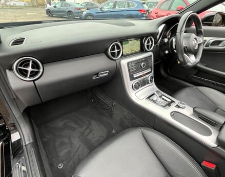 Mercedes-Benz SLC SLC 250 D AMG LINE 21