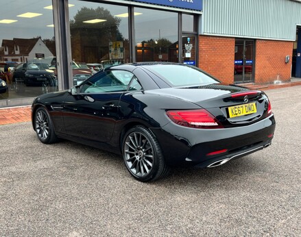 Mercedes-Benz SLC SLC 250 D AMG LINE 10