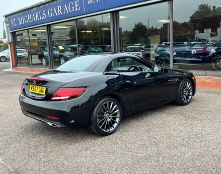 Mercedes-Benz SLC SLC 250 D AMG LINE 9