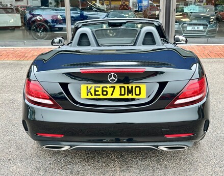 Mercedes-Benz SLC SLC 250 D AMG LINE 6