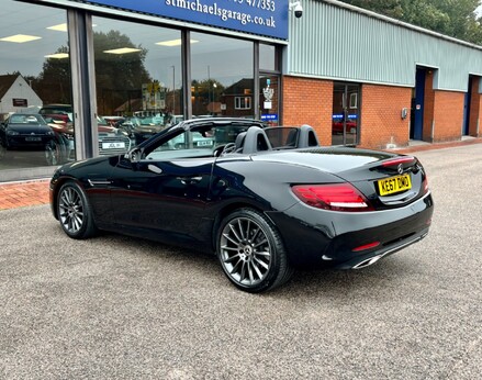 Mercedes-Benz SLC SLC 250 D AMG LINE 11