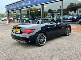 Mercedes-Benz SLC SLC 250 D AMG LINE 8