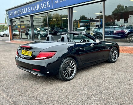 Mercedes-Benz SLC SLC 250 D AMG LINE 8