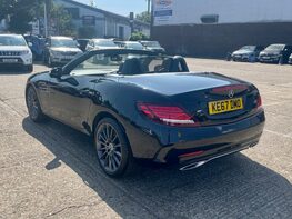 Mercedes-Benz SLC SLC 250 D AMG LINE 9
